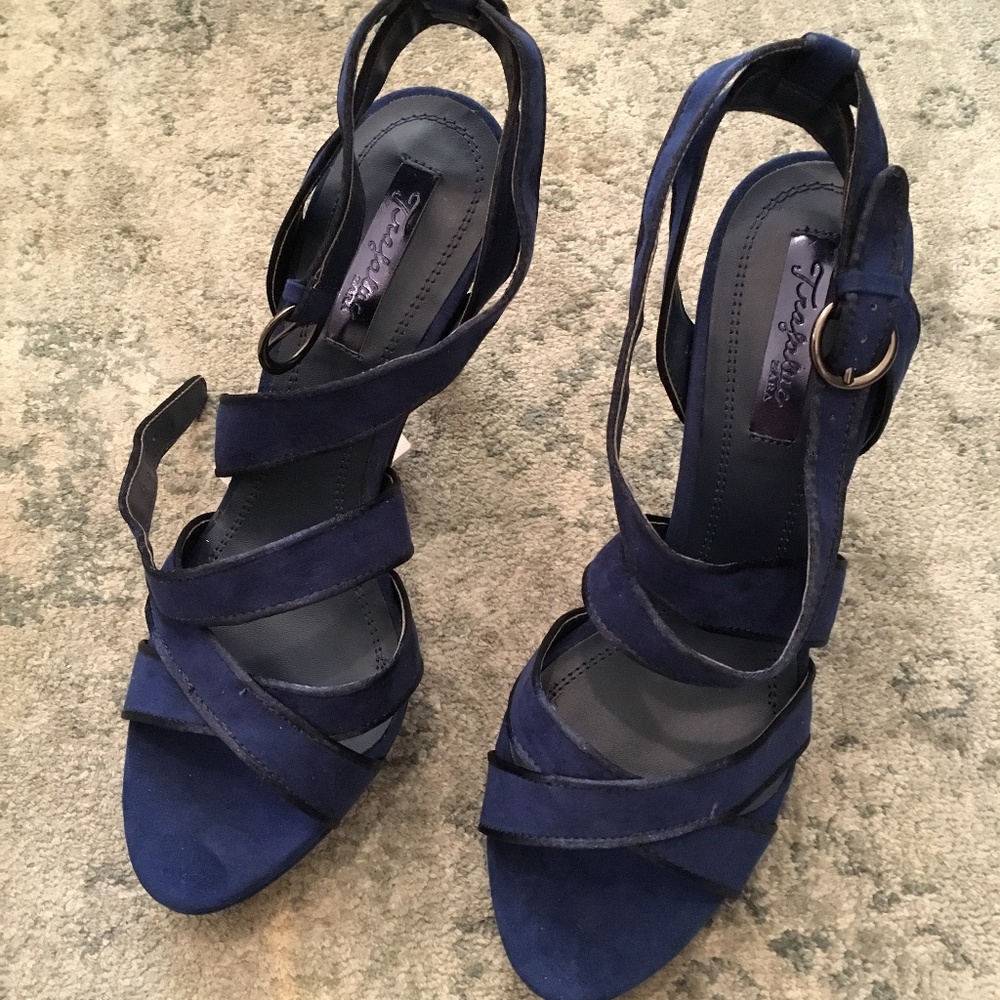 Navy open toed with Satin Edging Size 8